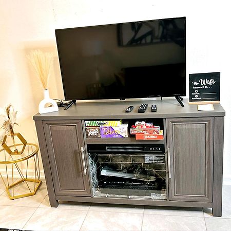 Orange Park Townhome Vacation Rental With Patio! ภายนอก รูปภาพ