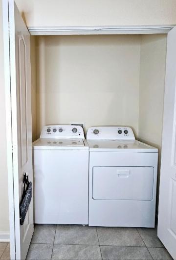 Orange Park Townhome Vacation Rental With Patio! ภายนอก รูปภาพ